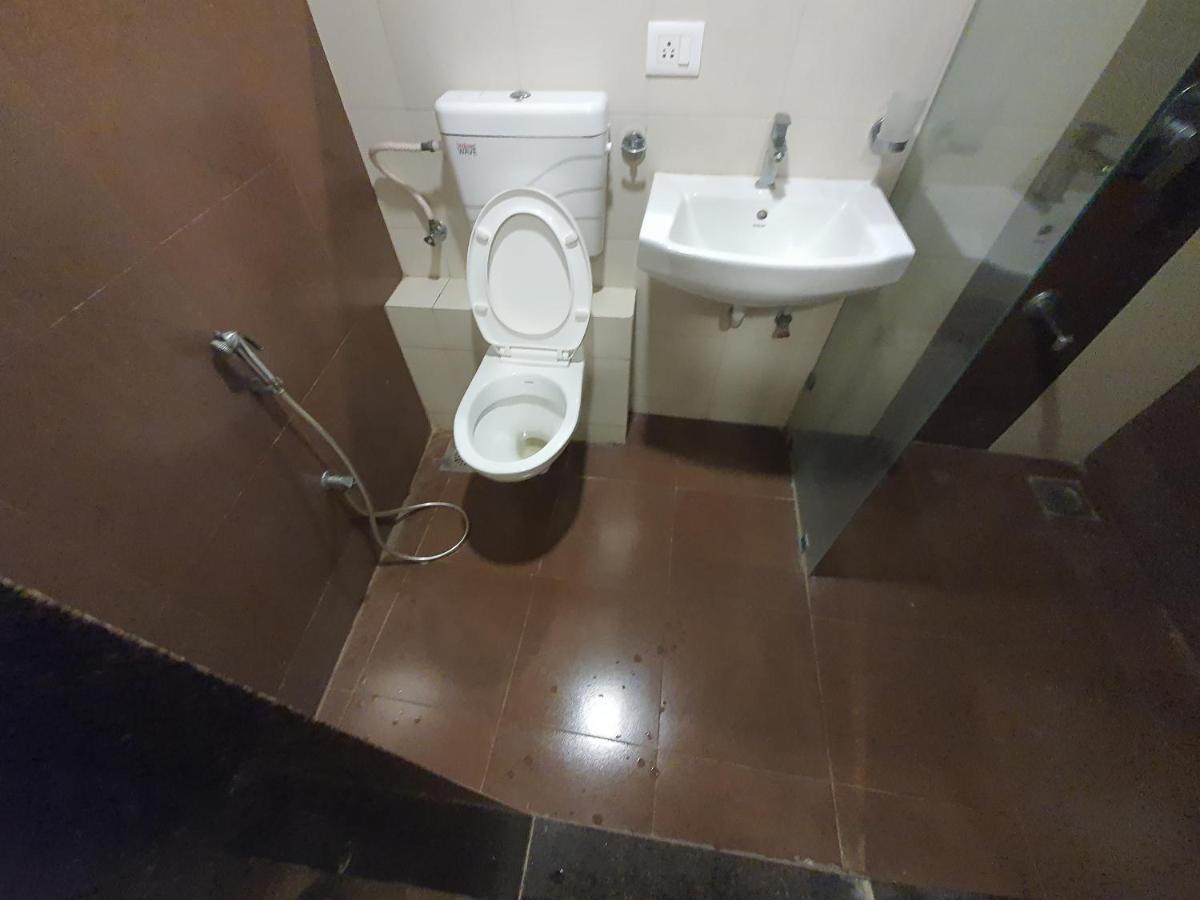 P C Homes At Belliza Near Airport Сурат Екстериор снимка